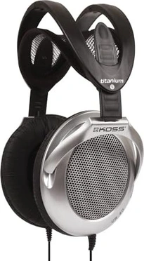 Koss UR40